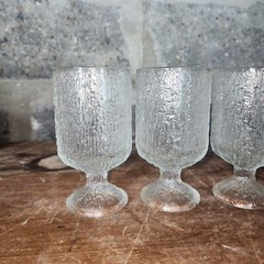 INDIANA GLASS set of 4 Crystal Ice Tree Bark Frosted Footed Tumbler MCM