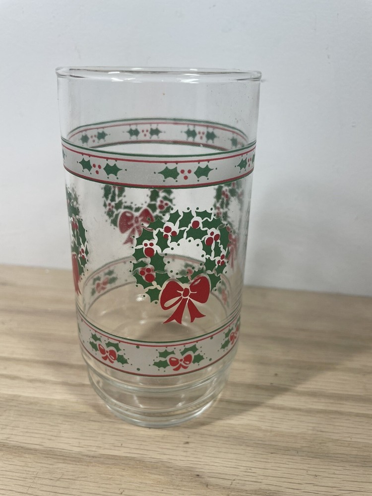 Vintage 16oz Indiana Glass Victorian Christmas Tumblers Wreath & Holly -Set ot 8