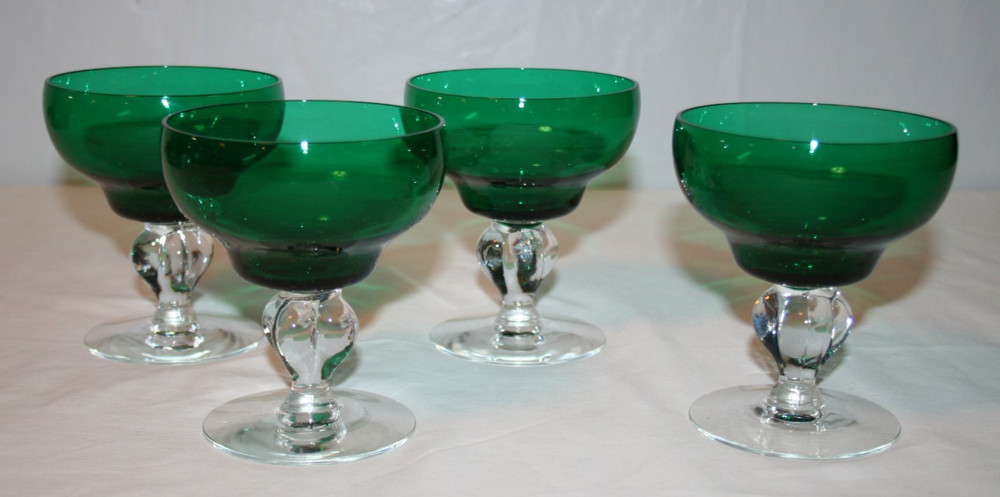 4 Green Top and Clear Bubble Stem 8 oz Wine Goblets – M1