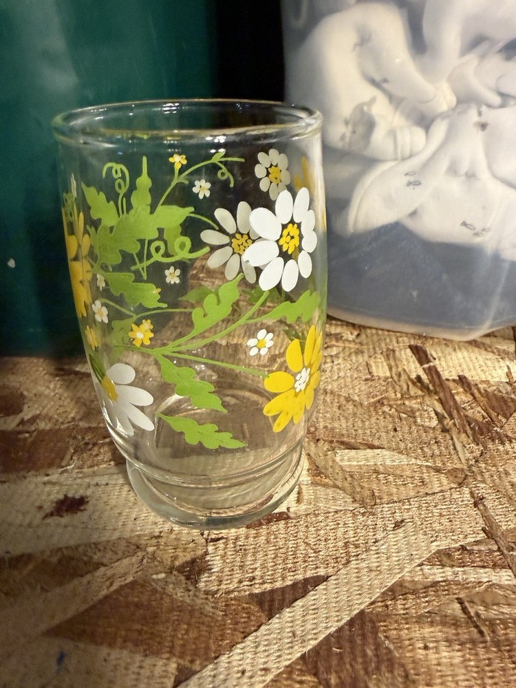 1 Libbey MCM Spring Meadow Juice Glass ~ White Daisies NICE ! CLEAN!