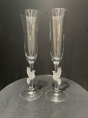 2 Gorham Crystal Amore Frosted Love Birds Doves Champagne Flutes 10” Tall Gift