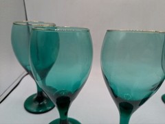 VTG Libby Juniper Green Water Wine Goblets Set Of 5 Glass Teardrop Gold Rim ON28