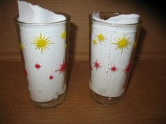 Set of 2 Vtg Anchor-Hocking MCM Atomic Starburst Yellow, Red, & White Glasses