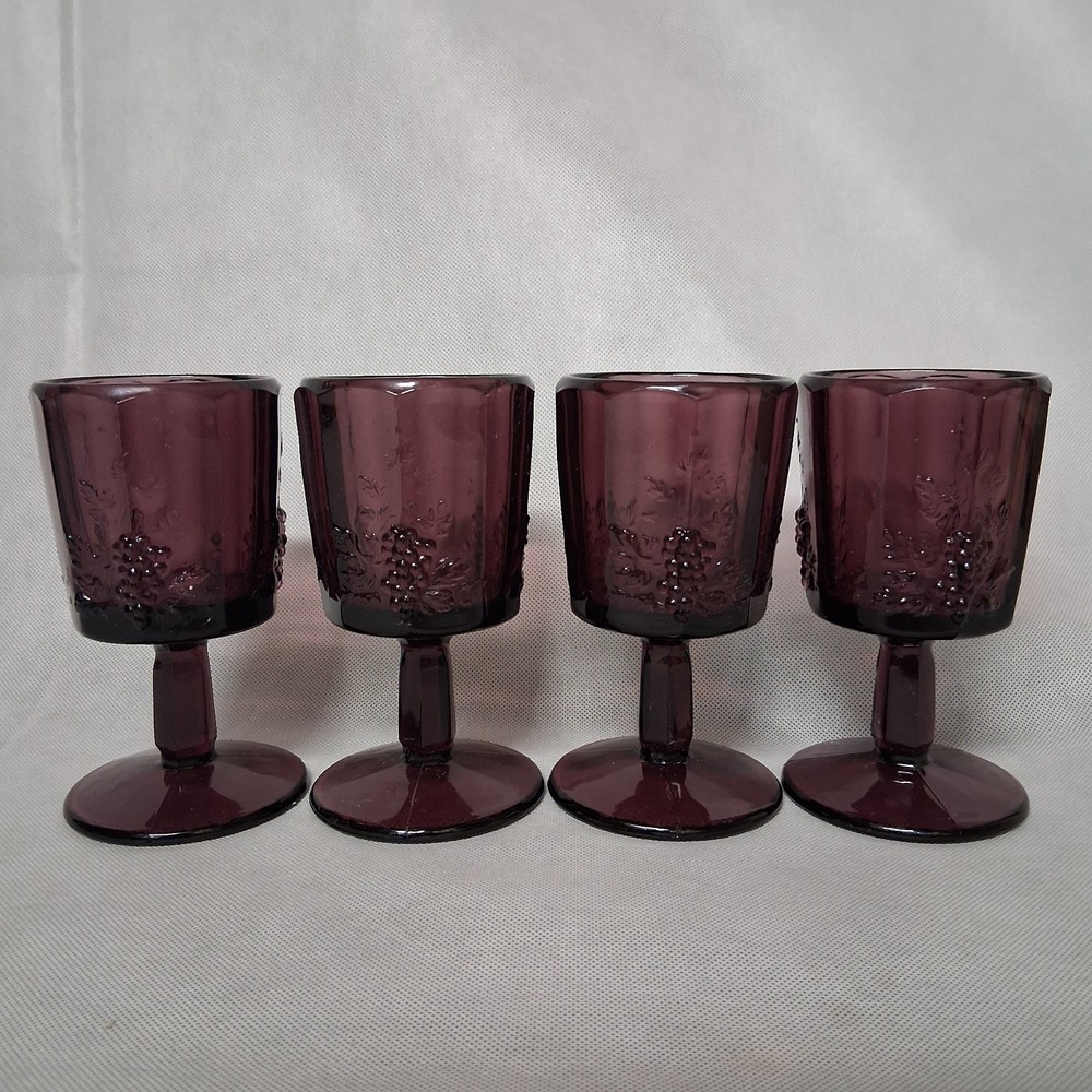 L. G. Wright Paneled Grape Water Goblets 4 Purple Amethyst 6″ -1 Goblet Chipped