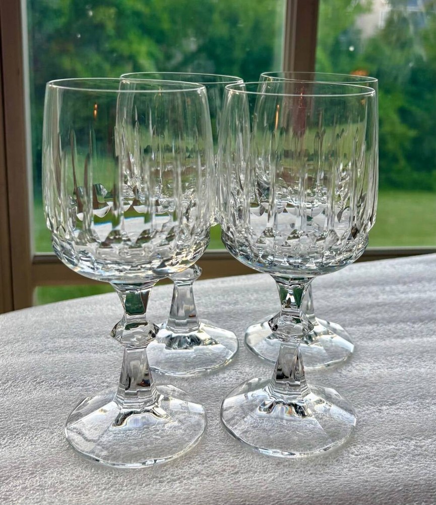 (4)~SCHOTT ZWIESEL~TANGO 6-3/8″ WINE GLASSES~GOBLETS~KNOB STEM~V EXC