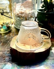 Americana Punch Cup Embossed Eagle W/ Olive Branch Hazel Atlas USA-UV reactive