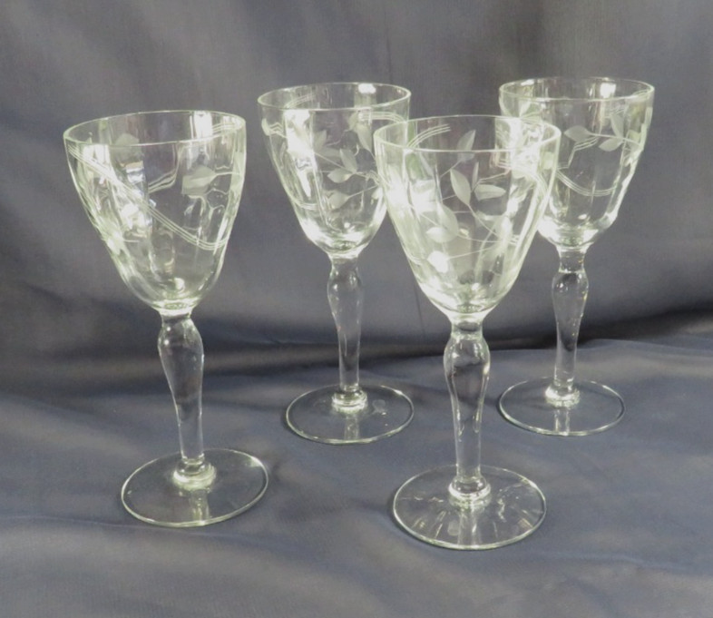 Set of 4 Vintage Floral Etched Clear Crystal Cordial Liquor Glasses 6”