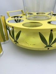 McM daisy drink caddy with striped Lemonade Barwear glasses Yellow Green” Read”