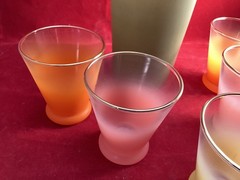Vintage Frosted Cocktail Shaker Set Gold Rim 5 Cordial Glasses 3” Barware Hot!