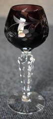 LOVELY DEEP PURPLE / AMETHYST PEDESTAL CORDIAL GLASS WITH GRAPES GRAPEVINE MOTIF