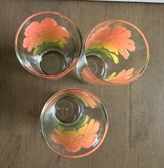 3 Vintage Federal Glass Pink Yellow Green Flower Hibiscus 4.75″ Tumblers Glasses