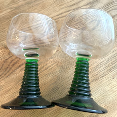 2 Vintage Luminarc Green Glass Ribbed Beehive Stem Wine Glass/Goblet France