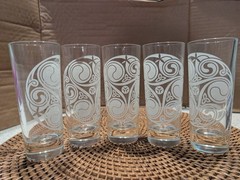 Set Of 5 Pristine Highball Glasses With Ornate Celtic Design And Irish Mist Logo