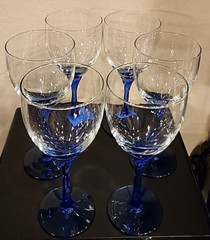 LIBBEY DOMAINE BLUE PETAL FACETED STEM 10oz WATER GOBLETS 8″ SET OF 6~EUC