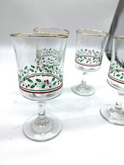 Set Of 4 Libby Vintage Christmas Holly & Berry Water Goblets With Gold Rim