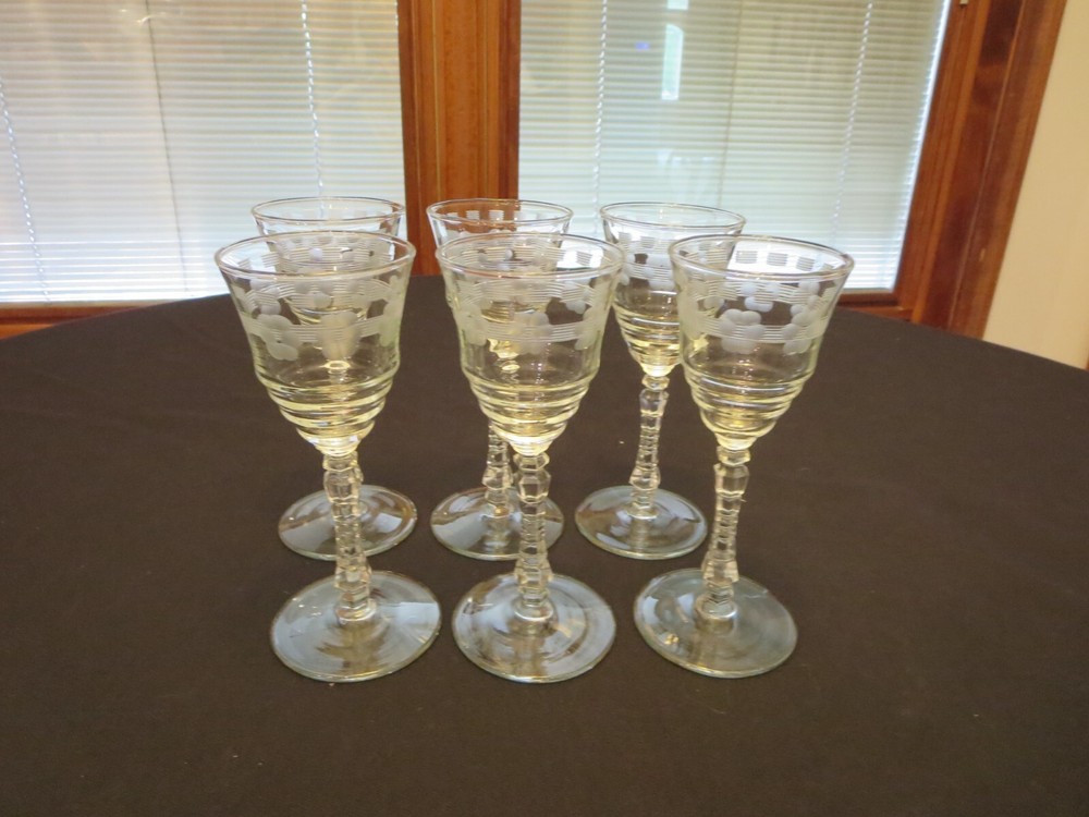 Set of 6 Libbey Rock Sharpe #3005-10 Flower & Lines Cut Wine Glasses