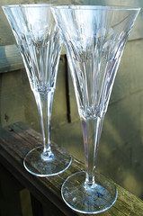 Set 2 WATERFORD CRYSTAL Millennium ‘LOVE’ Hearts Champagne TOASTING FLUTES 9.25″