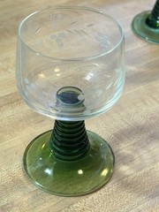 Vintage Beehive Green Stemmed French Wine Tasting Glasses Set Of 4 Luminarc