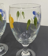 Set Of 2 Handpaint Italy Libbey La Primula Daisy Floral Yellow Blue Glass Goblet