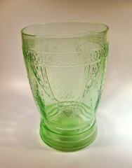 FEDERAL GLASS CO. GEORGIAN GREEN 4″ TALL 9-OUNCE FLAT WATER BEVERAGE TUMBLER!