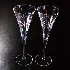 RALPH LAUREN EMPRESS CHAMPAGNE TOASTING FLUTES, Cut Lead Crystal, 2PCS