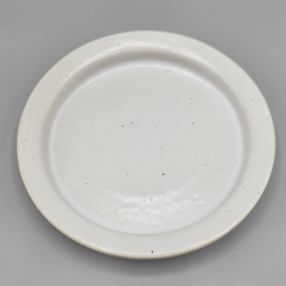 Bennington Potters Off White Saucer/ Cover Replacement #1538 NOS