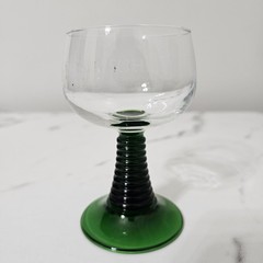 Luminarc Etched Grapevine Ringed Green Stem, 6 Wine Glasses & 1 Small 4.35 in.