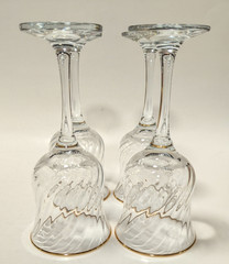 Set/4 Crystal Clear Industries Wine Water Goblet Swirl Optic Gold Rim 8oz 7 7/8″