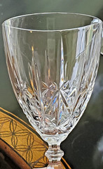 Set of 6 Oneida Orchestra Crystal Wine Glasses 7 1/8″ – Blown Glass Stemware