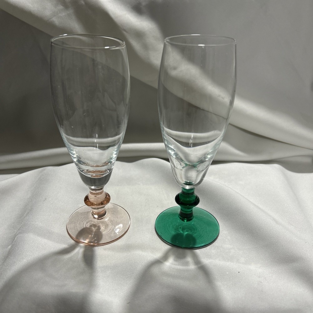 Set Of 2 Vintage Stemware Wine Glasses With Distinct Colored Stems Luminarc