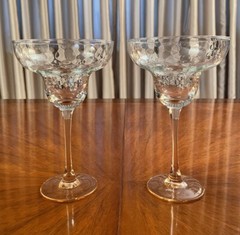 Set Of 2 Princess House Heritage Hammered Glass w/ Peach Stem Magarita Glasses