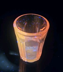 Vintage Selenium/Cadmium glow Hocking «COLONIAL/KNIFE & FORK» Pink Shot Glass