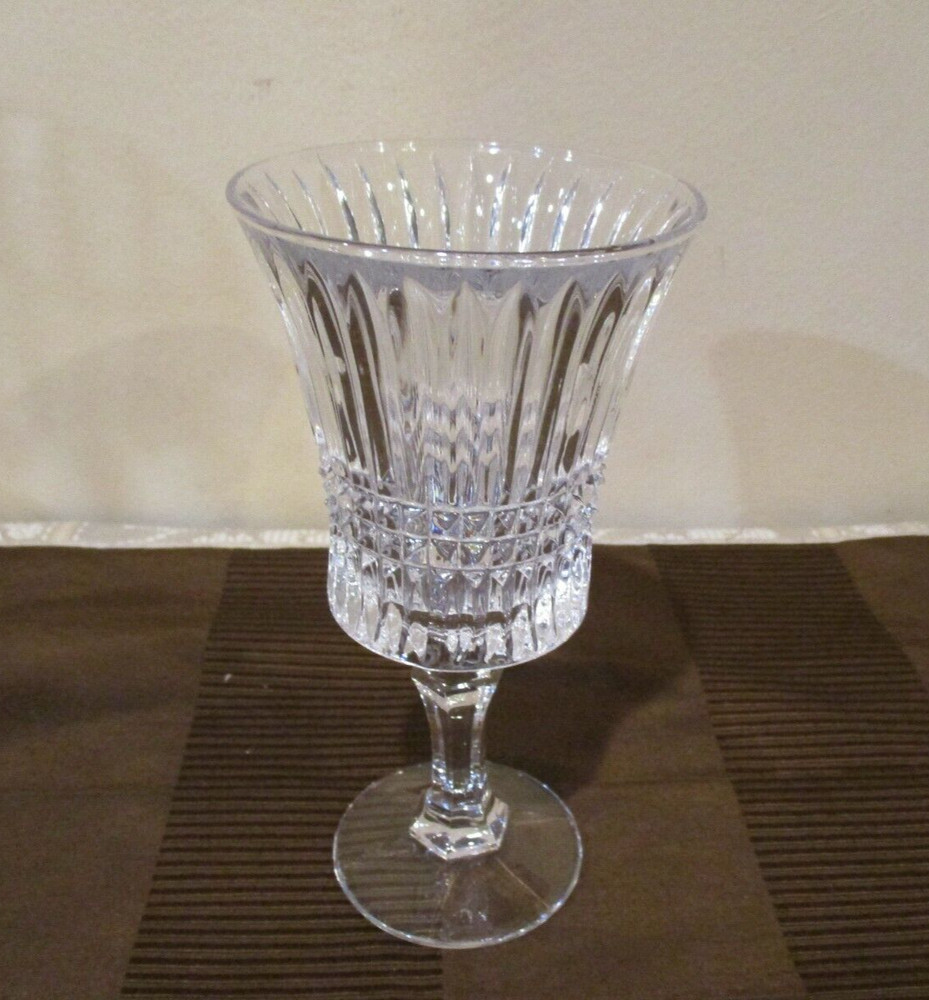 Fostoria Aspen Water Goblet Ribbed/Diamond Cut Flair Foot, 7″ T/9 oz (1pc)
