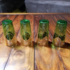 Vintage Set Of 4 Emerald Green Gold Gilt Enamel Glass Tumblers GIL