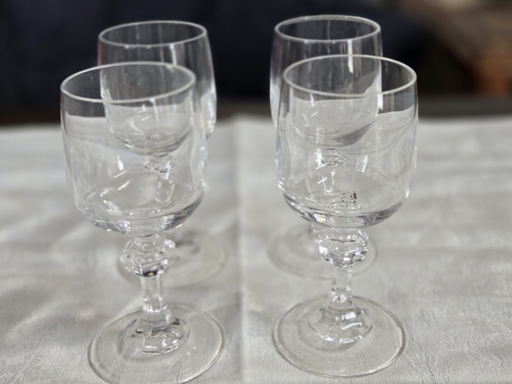SET of 4 Vintage PARIS ROYAL J.G. DURAND CRYSTAL CORDIAL GLASSES , 2 1/2 OZ.