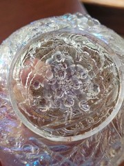 Pretty White US Glass Carnival Glass Palm Beach Berry Bowl Gooseberry Interior