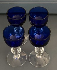 Vtg Cobalt Blue – Set of 6 – 2 WaterWine Glasses, and 4 Cordial w/Clear Stem EUC