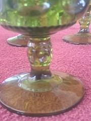 Indiana Glass King’s Crown Thumbprint Avocado Green Goblets VTG MCM. Set of 4