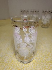 Set Of 4 Vintage Libbey White Roses Leaf W/ Gold Ribbon Hostess Bar Glasses
