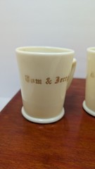 Vintage McKee Custard Glass Tom & Jerry Mugs Set of 4 Gold Lettering UV Glow