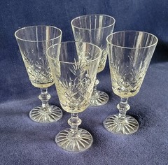 Set of 4 VTG Cut Crystal 6″H, 2.75″D Sherry/Wine Glasses Pineapple & Fan Pattern