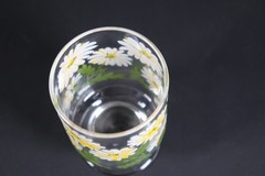 Libbey White Daisy Floral Pedestal Drinking Glass Retro Flower Tumbler NOS