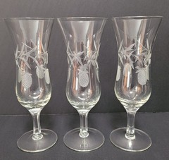 Vintage Set of 3 Clear Pineapple Etched 7 1/8″ Champagne Glasses