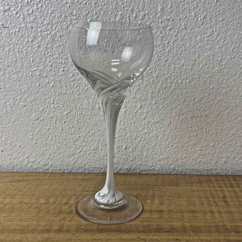 Rosenthal Snowflower Wine Glass / Cocktail Confetti Crystal 6.75”