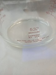 Vtg Pyrex Glass Measuring Cup #532 4 Cups/1 Quart/1 Liter/1000 mL Has Scratches