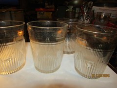 Set of 4 MCM Art Deco Glass 8oz Gold Trim Barware Cocktail Glasses 3 x 3.25
