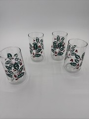 Vintage Holly Christmas Glasses Tumblers 4 Holly Berries 5″ Criss Indiana Glass