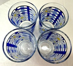 Vintage 1980’s KIG Indonesia Blue & White Daisy Carafe 4 Juice Glasses Cottage