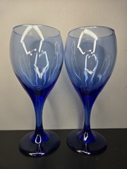 Vintage Libbey Teardrop Pair of (2) Wine/Water Glasses 7.5″ Cobalt Blue Fade