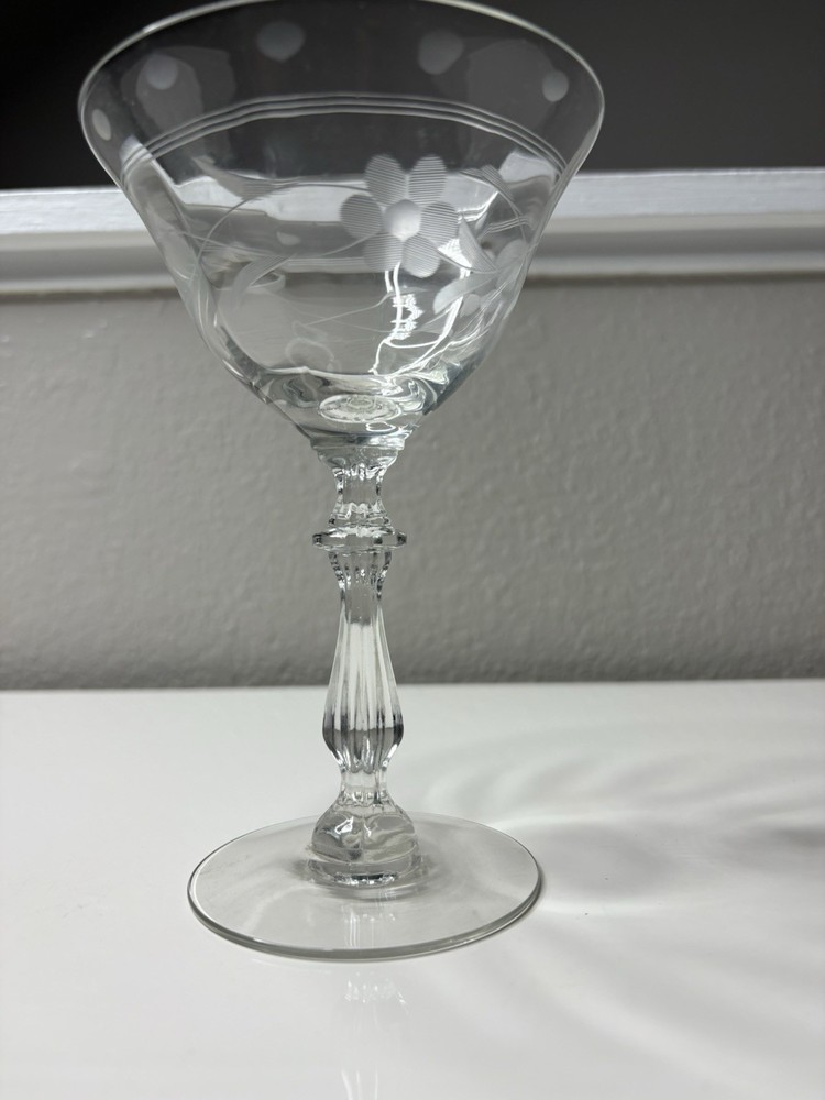 Clear Glass Stemmed Wine Goblet, Etched Floral Pattern Drinking Glass